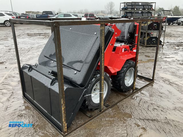 Lot 2-44559 - 2026 AGT Industrial SDA-140W 0.9-Ton Mini Wheel Loader