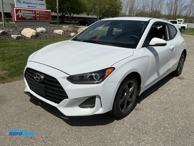 Lot 2-40884 - 2019 Hyundai Veloster 2 Coupe FWD