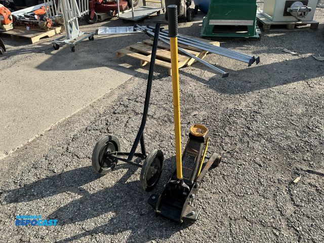 Lot 2-65665 - Lot of (2) Craftsmen 3-1/2 ton professional floor jack and truck hand dolly with hitch.