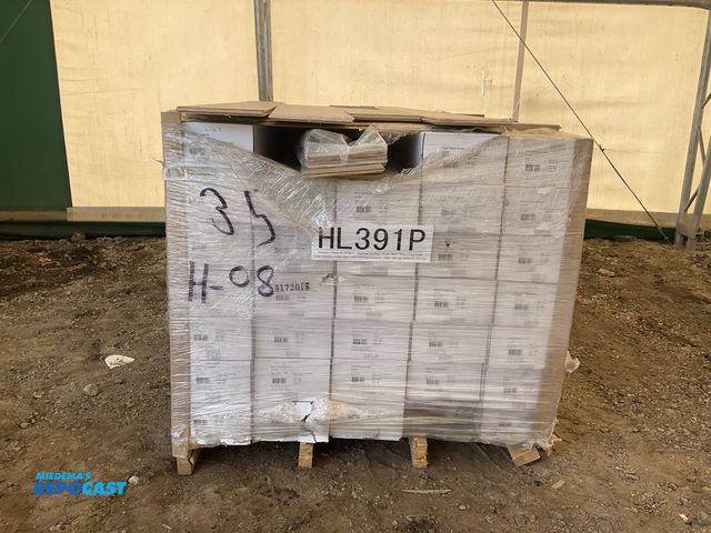 Lot 2-10587 - Approximately 33 Cases Home Legend HL391P (Maple Whispering Grey) 31.09 sq.ft. Per Case Engineered H...