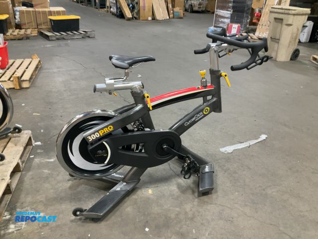 Lot 2-74930 - CycleOps Power  300 Pro Exercise bike (red/gray/yellow)