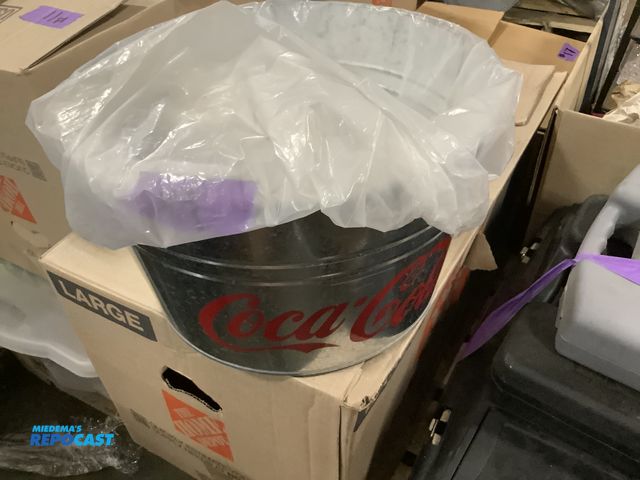 Lot 2-99188 - Coca Cola bucket &amp; glasses (5)