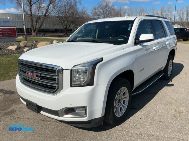 Lot 2-43611 - 2017 GMC Yukon SLT 2WD SUV 4x4