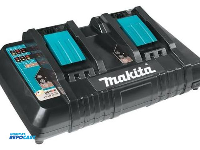 Lot 2-27360 - Makita 2 battery charger model DC18RD (batteries not included)