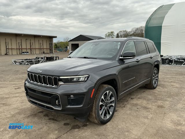 Lot 2-90105 - 2021 Jeep Grand Cherokee L Overland SUV 4x4
