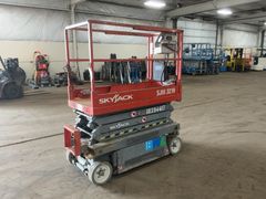 Lot 2-42901 - undefined