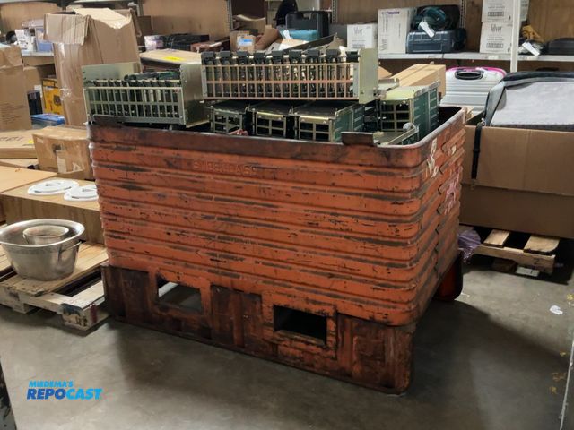 Lot 2-96314 - Large steel case of PLC systems and accessories