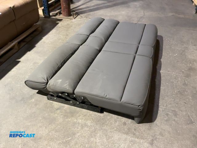 Lot 2-94755 - New Gray Foldable cushions gray, 67” x 42” x 8”