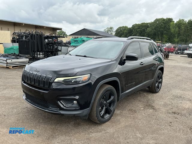 Lot 2-90427 - 2020 Jeep Cherokee Latitude Plus 4WD SUV 4x4