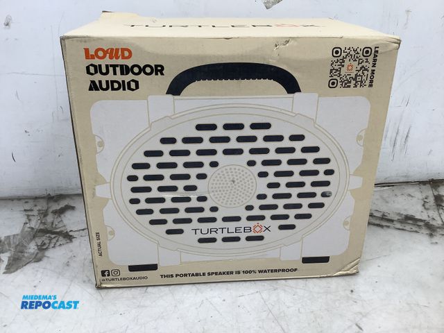 Lot 2-19787 - Turtlebox Waterproof Speaker