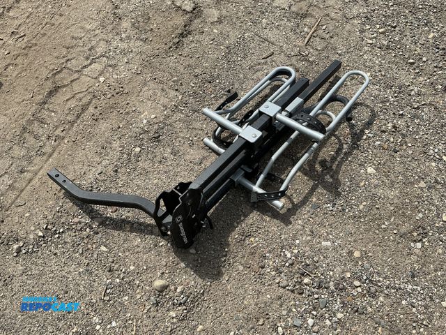 Repocast.com - Lot 2-16718 - Swagman Reese Hitch Bike Carrier