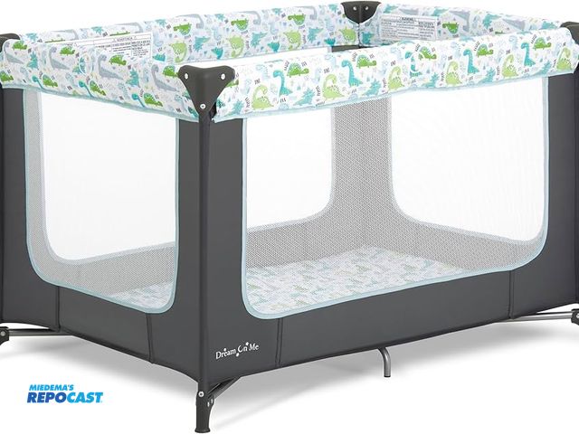 Lot 2-93784 - Dream on Me DOM ZODIAK Portable Play Yard