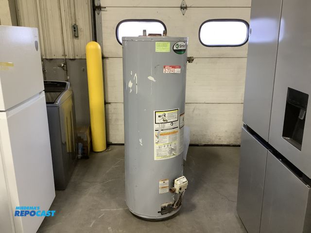 Lot 2-73145 - AO Smith GCR 40L 400 Automatic storage water heater