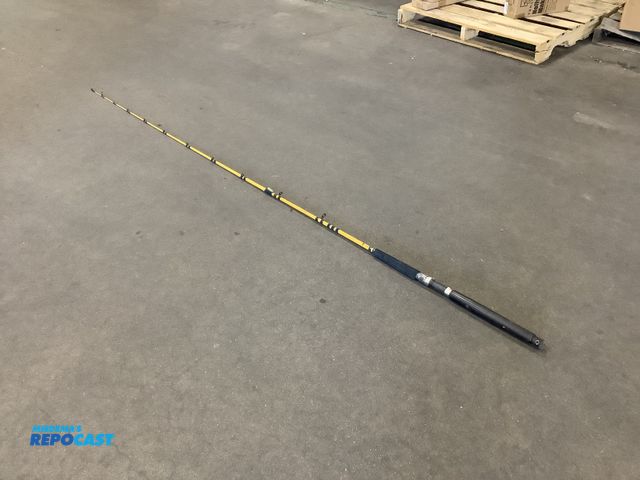 Lot 2-99155 - Eagle claw specialty 8.6' downrigger fishing rod MS5077LWC