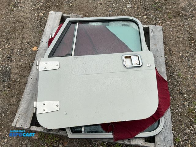 Lot 2-30079 - 2 1995 jeep wrangler full hard doors (may fit other yrs also)