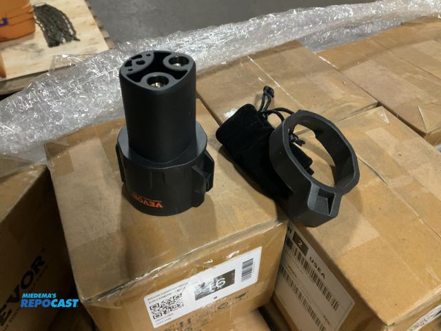Lot 2-35153 - Skid lot of Vevor EV Adapters, model#IPZ02