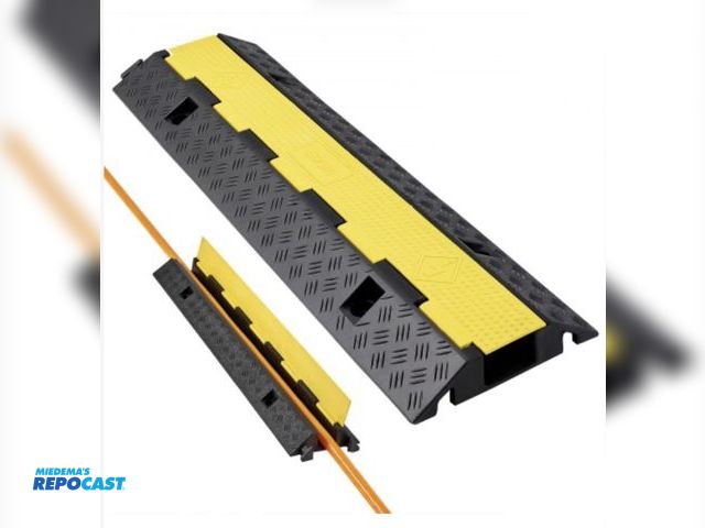 Repocast.com - Lot 2-13593 - (4) VEVOR CP-R01 Electric Cable Floor ...