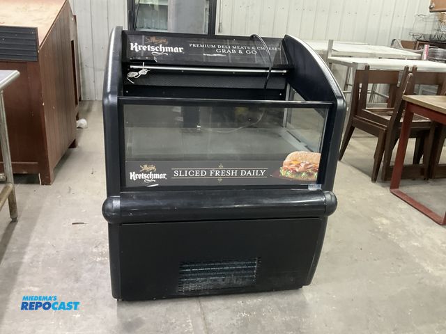 Lot 2-23880 - (1) MTLCOOL “Oasis 36” model OAC-oasis-36-0 refrigerated display cooler. (120 volt single phase inpu...