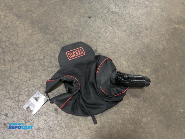 Lot 2-96535 - Black+Decker Backpack Leaf Blower/Vac Bag, leaf blower not included