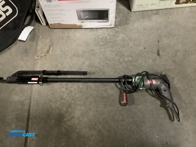 Lot 2-38397 - Lot of (1) senco deck hand drill