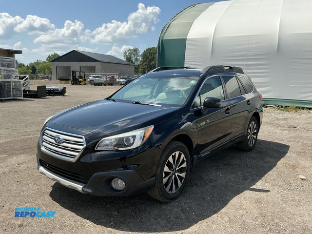 Lot 2-90552 - 2017 Subaru Outback 2.5i Limited Wagon AWD