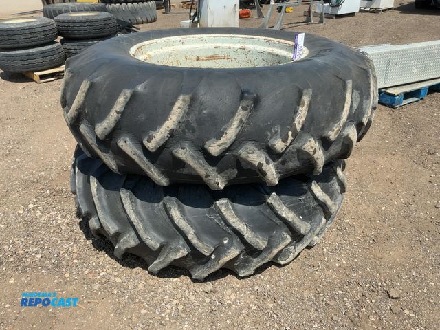 Repocast.com - Lot 2-34807 - (2) Used Goodyear 18.4-34 Tires on Steel ...