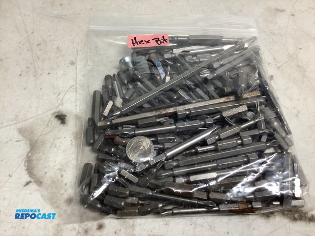 Lot 2-33901 - Bag of Hex Bits