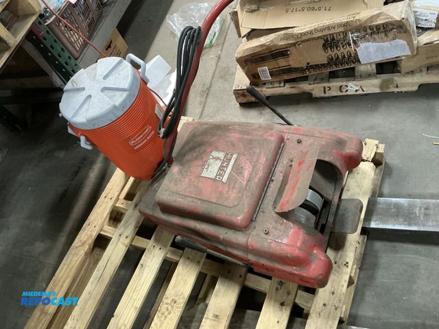 Lot 2-73198 - Lot of (2) 1- Hunter Engineering Vintage Wheel Balancer 1- Rubbermaid Drink Cooler Dispenser