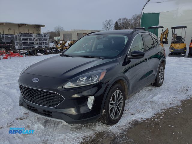 Lot 2-40908 - 2020 Ford Escape SEL 2.0L SUV AWD