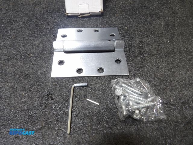 Lot 2-53864 - (15) chrome full mortise spring squared hinges, 4-1/2 x 4-1/2" heavy duty #CPS4545-26d