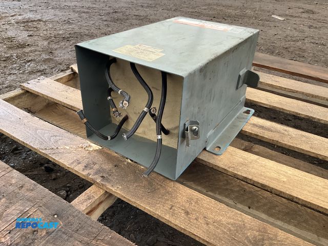 Lot 2-40481 - Powertran PT-180E 45KVA 3-Phase Auto Trasformer