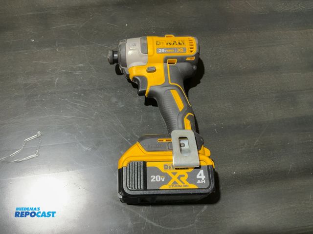 Lot 2-53623 - DeWalt DCF887 1/4” Cordless Impact Driver(DOBSON)