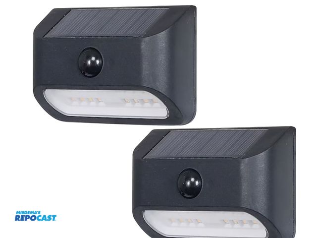 Lot 2-77670 - New 2 new 2 packs of Westinghouse Black Indoor/Outdoor deck/fence lights with Motion Sensor. 10 lume...