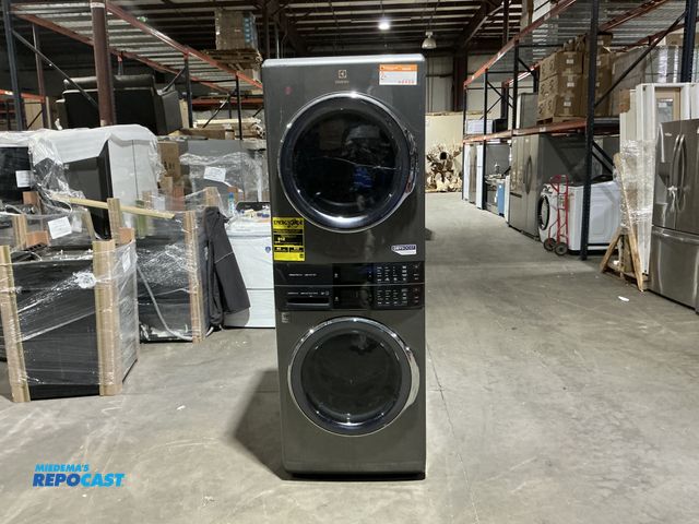 Lot 2-46458 - Scratch & Dent Electrolux ELTE7600AT2 Washer & Dryer Set