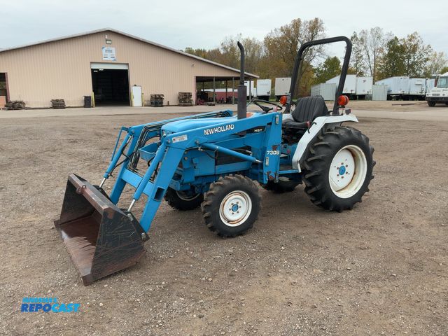 Lot 2-41989 - 1996 Ford 1520 Diesel Tractor with Loader