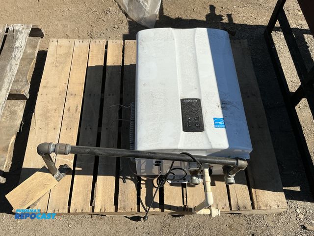 Lot 2-75307 - Navien NHB-150 Direct Vent Boiler