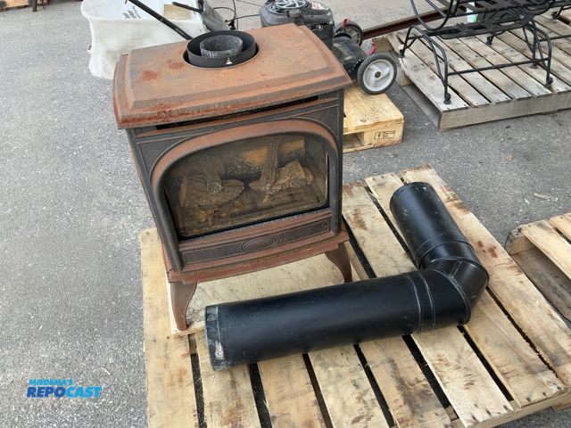 Lot 2-64346 - Indoor fire place