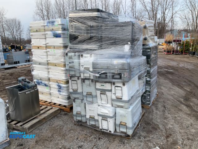 Lot 2-19658 - 22 Military surplus shipping cases