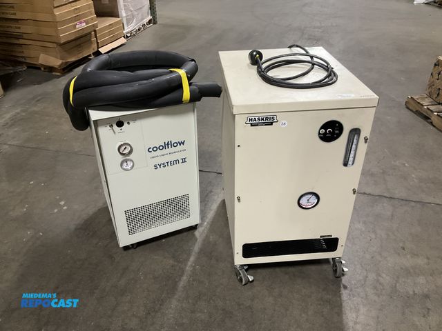 Lot 2-27379 - Thermo neslab pump, sn: 102296001, 115VOLTS, 60Hz, 1PHASE, and a Haskris 160083005 chiller