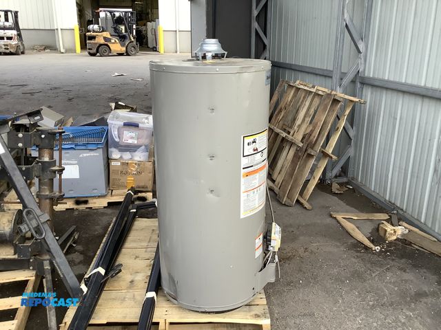 Lot 2-93404 - Reliance 6-40-NBCS 400 40 Gallon Automatic Storage Water Heater