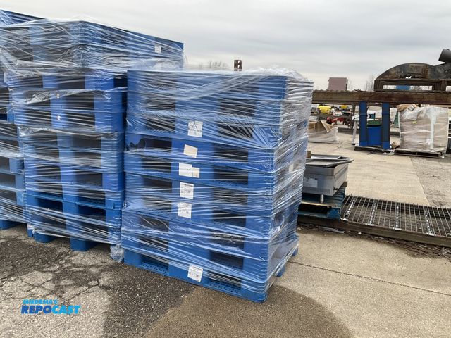 Lot 2-92328 - Lot of (10) blue plastic pallets (some damaged)