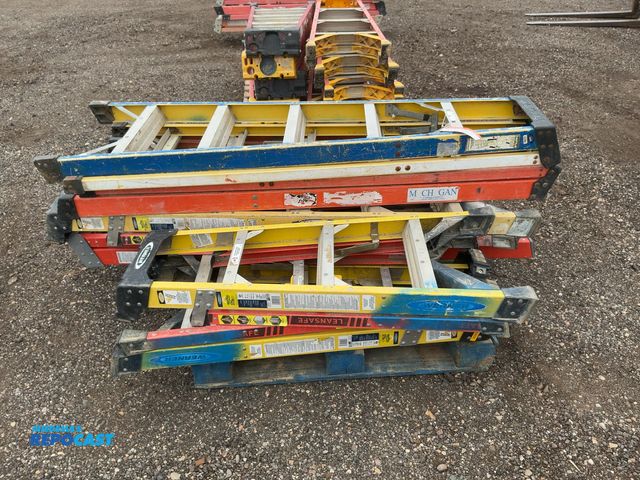 Lot 2-40309 - Lot of (4) Used 6' and (2) Used 4' Step Ladders, fiberglass with aluminum steps, most appear to have...