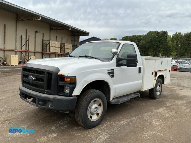 Lot 2- 71256 - 2008 Ford F-250 SD XL 4WD Regular Cab Pickup Truck 4x4