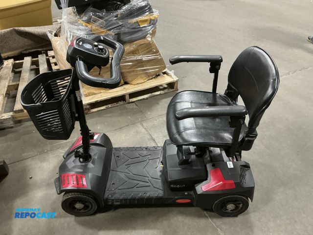 Lot 2-71765 - SF Scout 4 Mobility Scooter with basket and battery and charger&amp; Used, good and working.