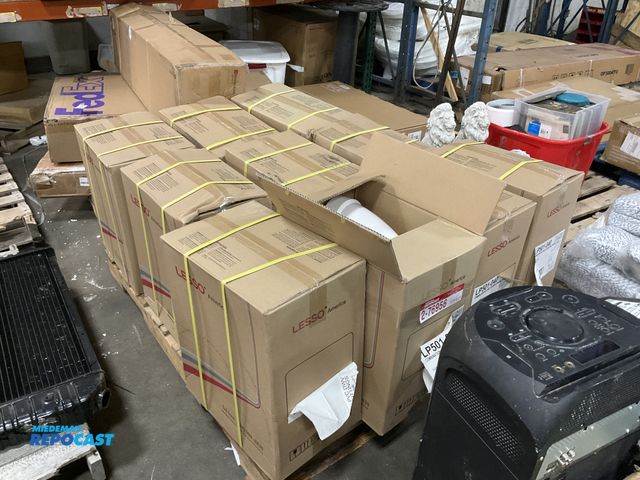 Lot 2-76956 - Lesso America  LP501-040 Skid lot PVC DWV 4” fittings