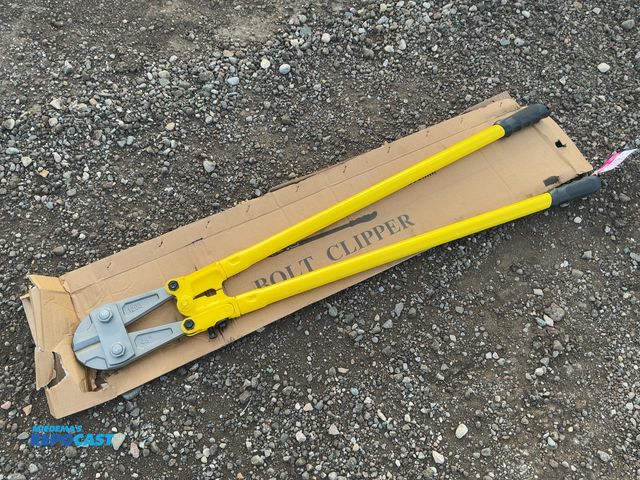 Lot 2-21608 - New 48" Bolt Cutters