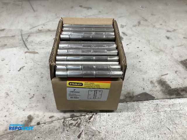 Lot 2-69396 - Stanley 4" satin nickel hinge