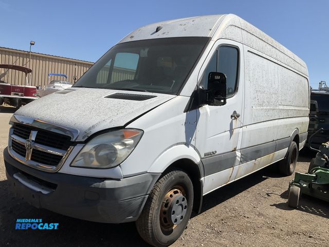 Lot 2-44714 - 2008 Dodge Sprinter 3500 Cargo Van RWD
