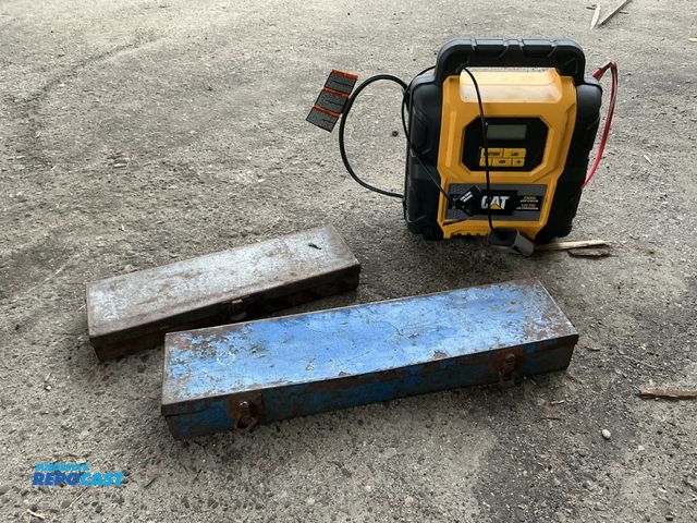 Lot 2-60975 - Lot of (2) Tool Boxes &amp; Cat 2500A Jump Starter