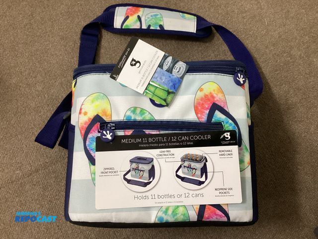 Lot 2-76449 - New geckobrands Medium 11 bottle 12 can leak -free cooler. Zippered front pocket, removable hard lin...